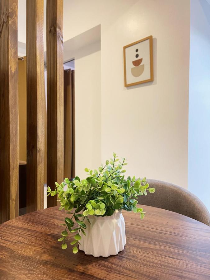Airo Suites Makati Пасай Екстериор снимка