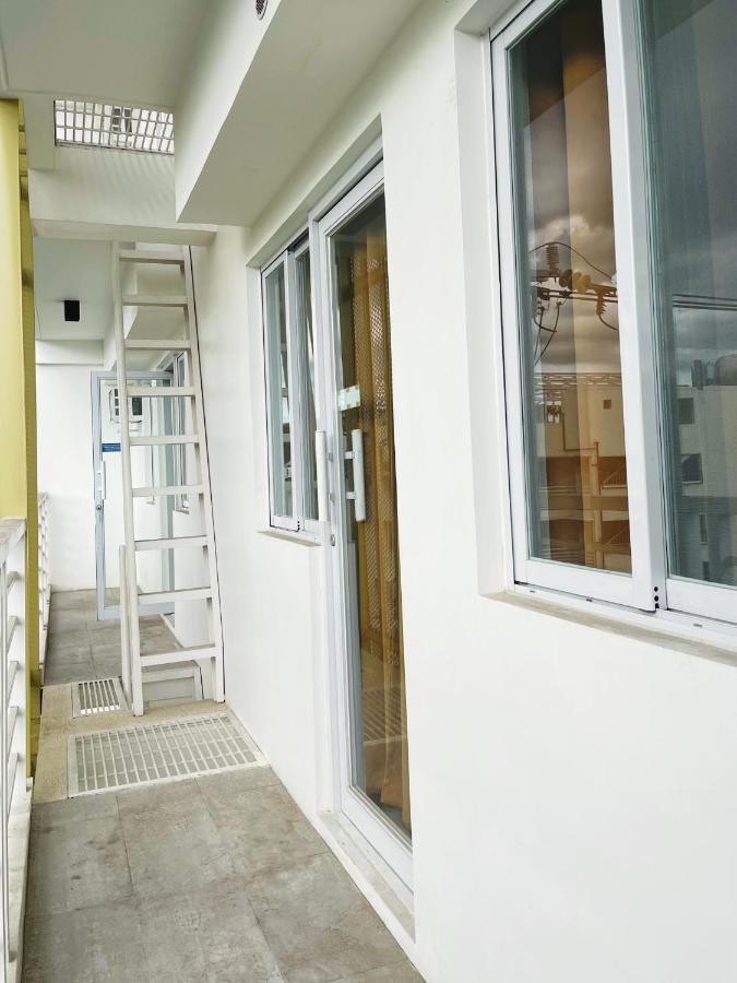 Airo Suites Makati Пасай Екстериор снимка