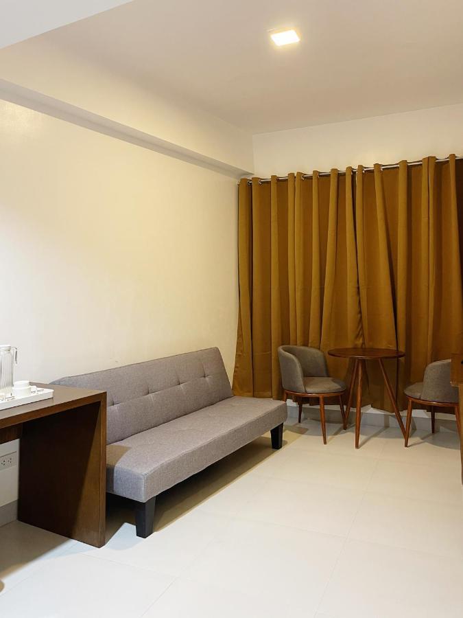 Airo Suites Makati Пасай Екстериор снимка
